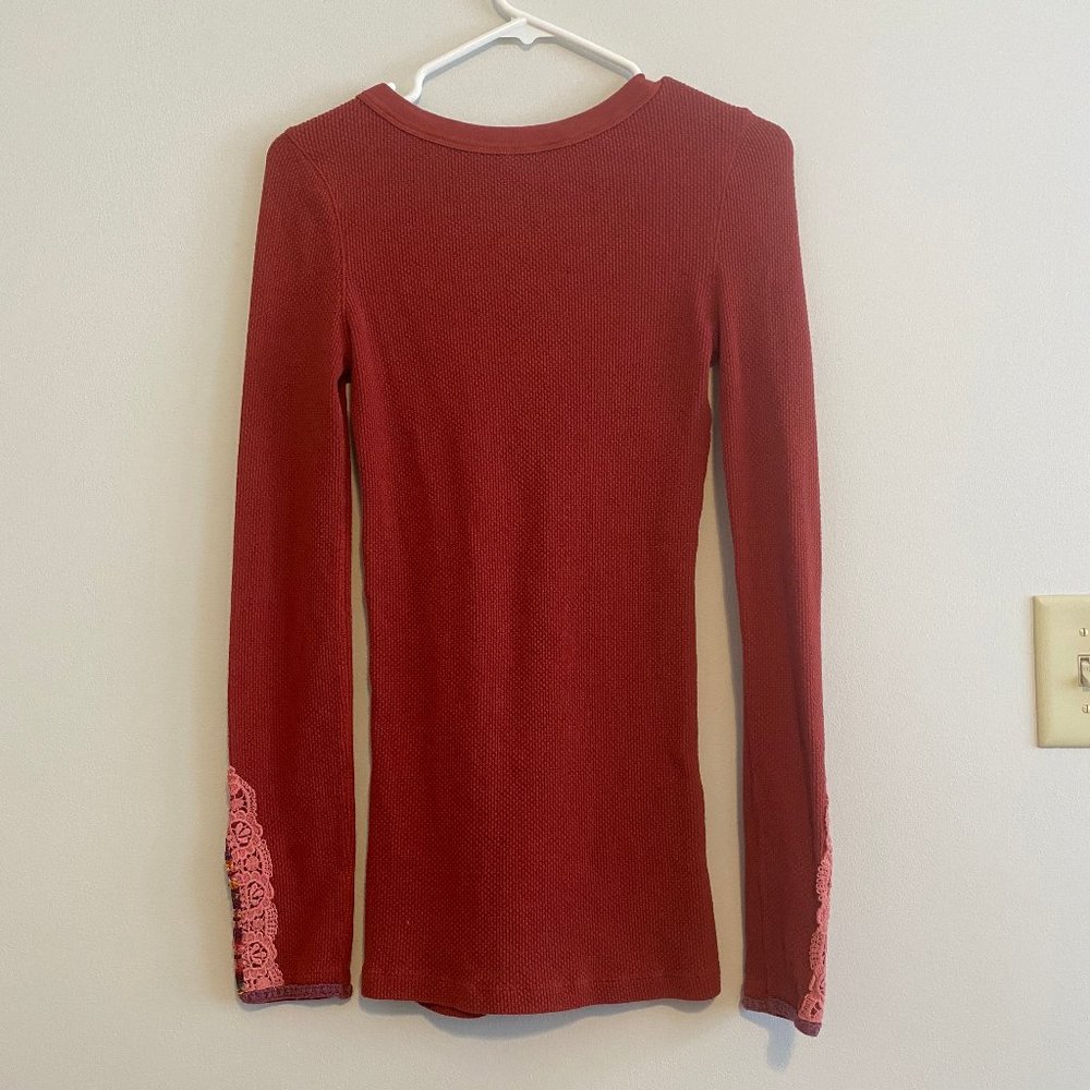 Free People Red Fiesta Cuff Thermal - EUC - Picture 6 of 8